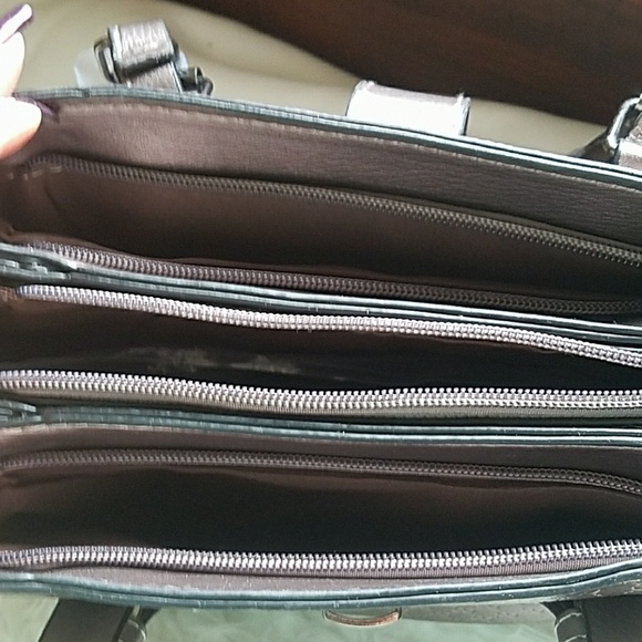 Purse - Picture 3 of 4